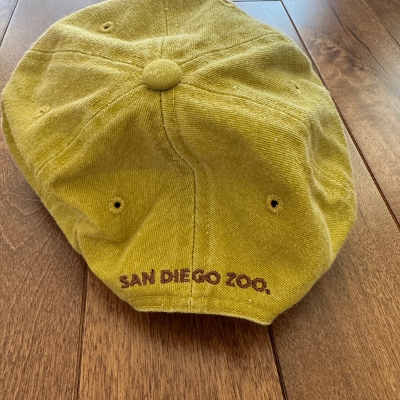 San Diego Zoo Giraffe Embroidered Baseball Cap – Yellow – Adjustable - Picture 2 of 3
